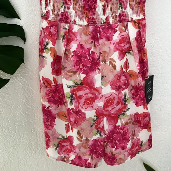 Bloom Bright Pink Floral
Print Tie-Strap Smocked Romper - Picture 6 of 10